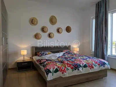 Haus 240 m², Seget Donji - in der Nähe des Strandes und von Trogir - 7