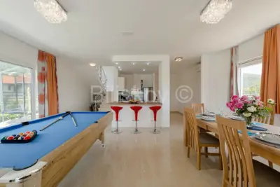 Haus 240 m², Seget Donji - in der Nähe des Strandes und von Trogir - 5