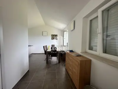 House 93 m², Trviž, quiet location and view of greenery - 6