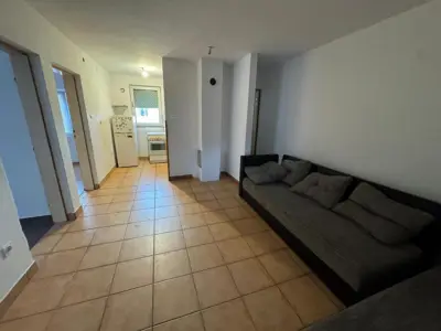 House 115 m², Valbandon near Fažana, 2 apartments and 4 parking spaces - 3