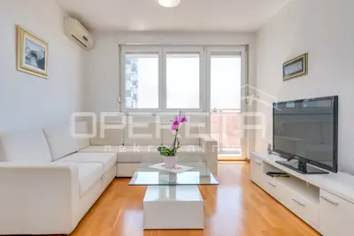 2-room apartment, Lanište, balcony and proximity to Arena Center