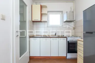 2-room apartment, Lanište, balcony and proximity to Arena Center - 6
