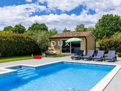 Kuća 240 m², Labin - dvije stambene jedinice i bazen - 12