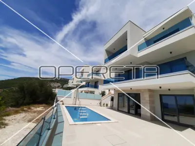 Luxusvilla mit Pool im Herzen von Makarska - 2