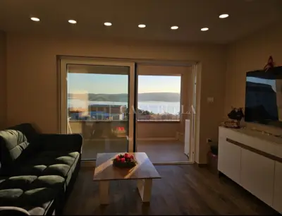 Apartment for sale in Crikvenica, 56,5 m²