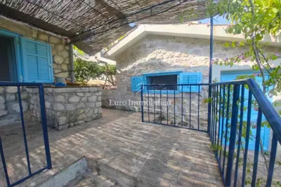Kamena kuća 400 m², Drvenik Veliki - blizu mora i terasa - 9