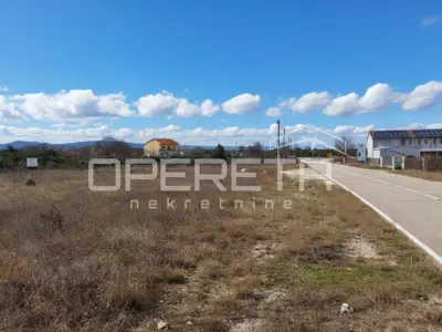 Building plot 5,297 m², Drniš - Pakovo selo - 3