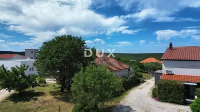 Haus 154 m², Debeljak - 3 Zimmer, 2 Badezimmer - 15