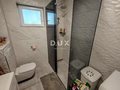 Haus 154 m², Debeljak - 3 Zimmer, 2 Badezimmer - 16