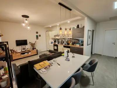 Haus 154 m², Debeljak - 3 Zimmer, 2 Badezimmer - 4
