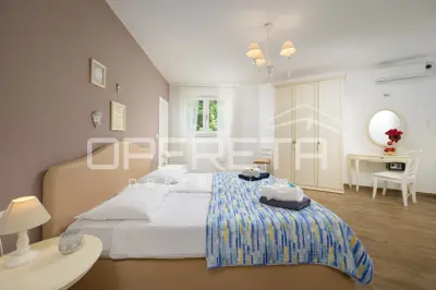 Istria, Svetvinčenat, two villas together, pool, sauna, furnished - 16