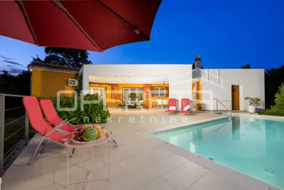 Istria, Svetvinčenat, two villas together, pool, sauna, furnished - 19