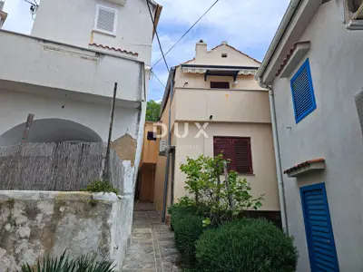 Haus 159 m², Baška - 40 m von der Uferpromenade und Meerblick