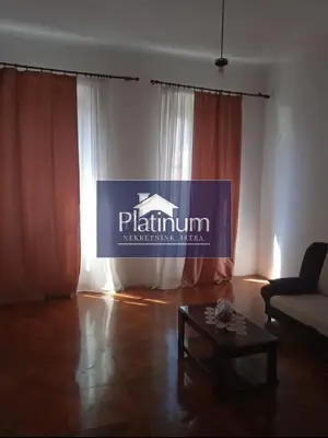 Apartment 115 m², Pula Centar - 3 bedrooms, terrace - 6