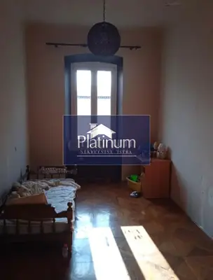 Apartment 115 m², Pula Centar - 3 bedrooms, terrace - 8