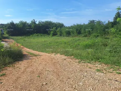 Građevinsko zemljište 810 m², Labin - mirno okruženje