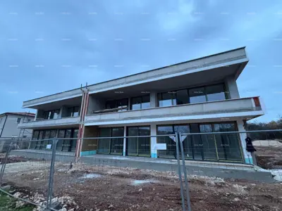 Wohnung in Rovinj, Rovinjsko Selo, Garten und Parkplatz - 2