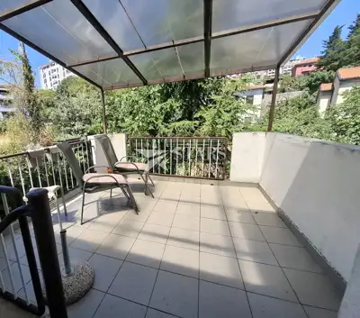 Stan 63 m², Donji Zamet - dvije sobe i djelomičan pogled na more - 2