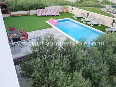 Haus, Kaštela, 160 m², 750 000 € - 2