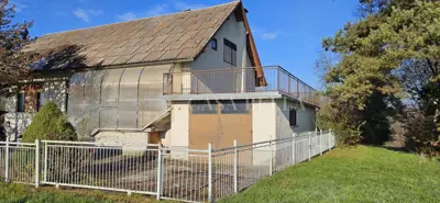 House 300 m², Lipovec - quiet location and large estate