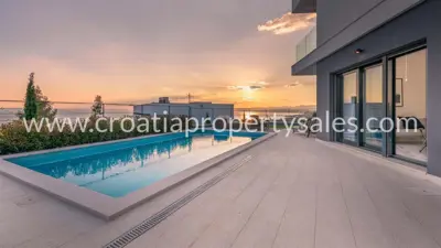 Villa 300 m², Split - Meerblick und Pool - 5