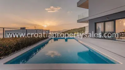 Villa 300 m², Split - Meerblick und Pool - 6