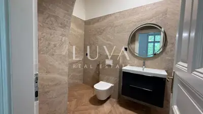 Gewerbefläche 253 m², Donji grad - repräsentative Lage - 22