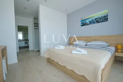 Villa 324 m², Kaštel Stari - pool and panoramic sea view - 17