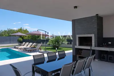 Villa 324 m², Kaštel Stari - pool and panoramic sea view - 5