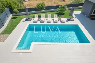 Villa 324 m², Kaštel Stari - pool and panoramic sea view - 3