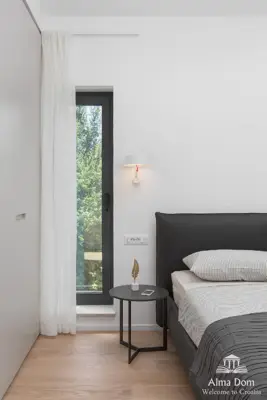 Haus zum Kauf in Ližnjan, 400 m² - 14