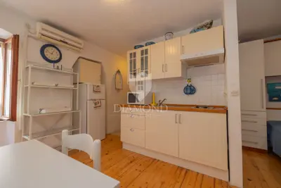 Studio 27 m², Rovinj - prvi red do mora u starom gradu - 8