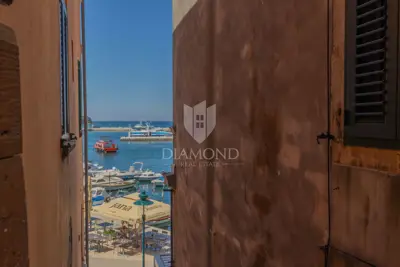 Studio 27 m², Rovinj - prvi red do mora u starom gradu - 19