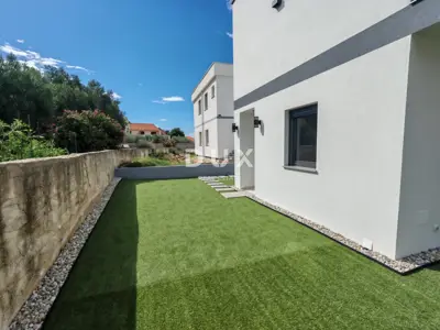 Semi-detached house 116 m², Vrsi - sea view and Nin - 9