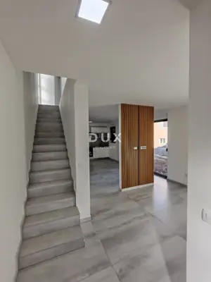 Semi-detached house 116 m², Vrsi - sea view and Nin - 13