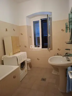 Stone house 200 m², Bale - close to amenities and the sea - 5