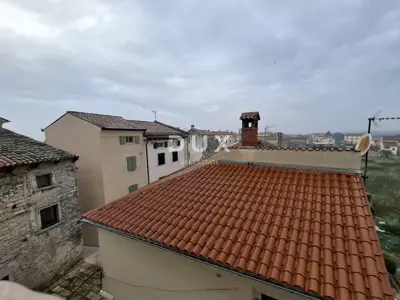 Stone house 200 m², Bale - close to amenities and the sea - 17
