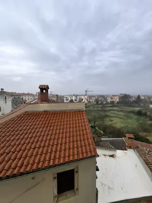 Stone house 200 m², Bale - close to amenities and the sea - 7