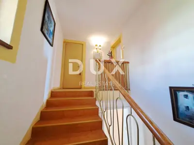 Villa 542 m², Pobri - Meerblick und Grundstück 1.200 m² - 16