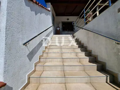 Villa 542 m², Pobri - Meerblick und Grundstück 1.200 m² - 5