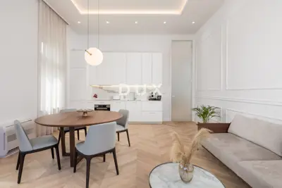 Apartment 108 m², Opatija Centar - 2 rooms, terrace 19 m² - 4