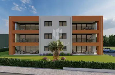 Stan 160 m², Zambratija - 150 m od plaže, lift - 2