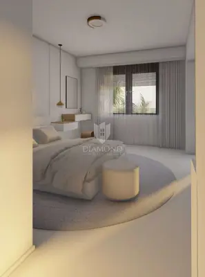 Stan 160 m², Zambratija - 150 m od plaže, lift - 21