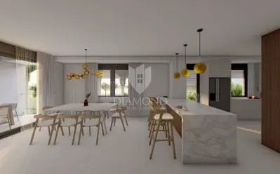 Stan 160 m², Zambratija - 150 m od plaže, lift - 11