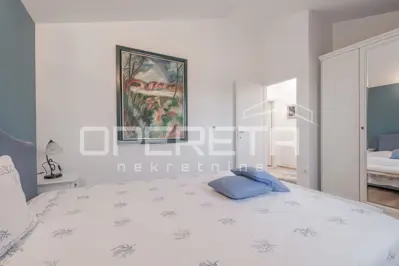 House 145 m², Poreč - quiet neighborhood and sea view - 13