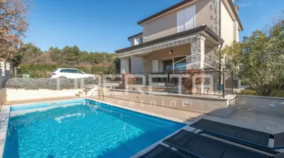 House 145 m², Poreč - quiet neighborhood and sea view - 2