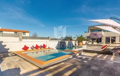 Ližnjan, surrounding area, spacious villa with pool - 2