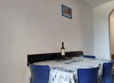 Stan 65 m², Pula Centar - pogled na more i terasa - 6