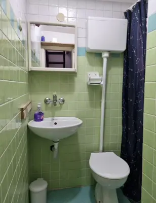 Stan 65 m², Pula Centar - pogled na more i terasa - 12
