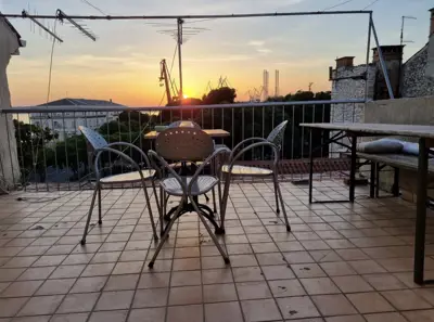 Stan 65 m², Pula Centar - pogled na more i terasa